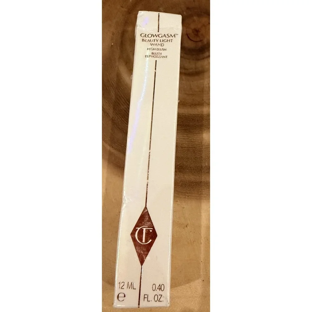 Charlotte‎ Tilbury Glowgasm Beauty Light Wand Peachgasma New
